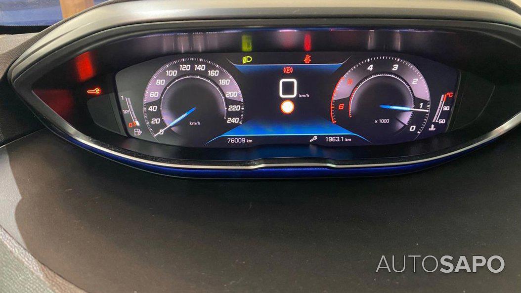 Peugeot 5008 1.5 BlueHDi Allure de 2022