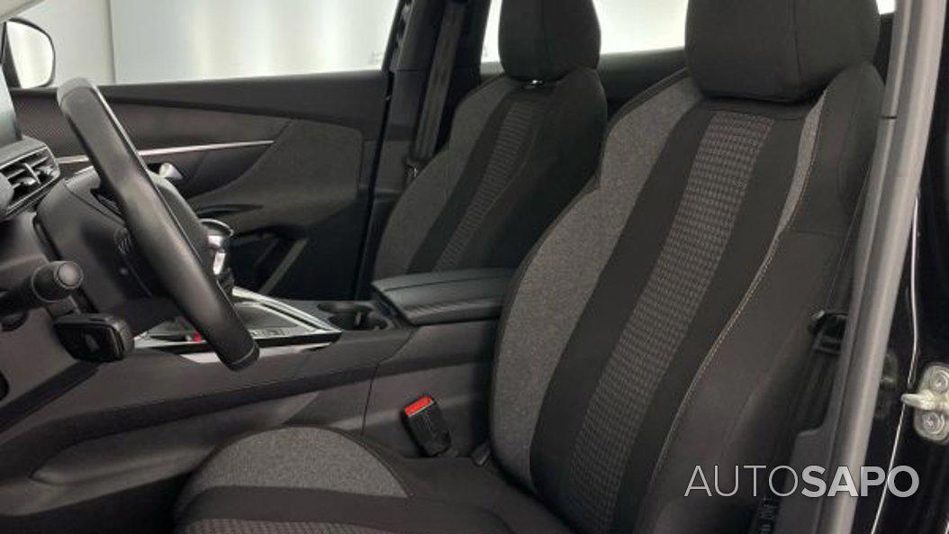 Peugeot 3008 1.2 PureTech Active Pack de 2021