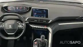 Peugeot 3008 1.2 PureTech Active Pack de 2021