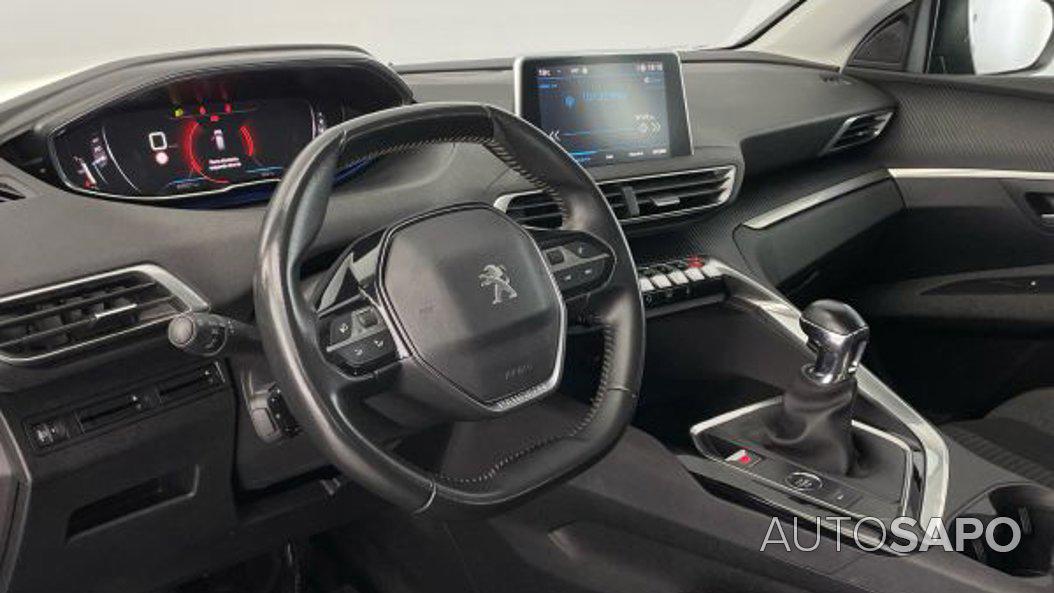 Peugeot 3008 1.2 PureTech Active Pack de 2021