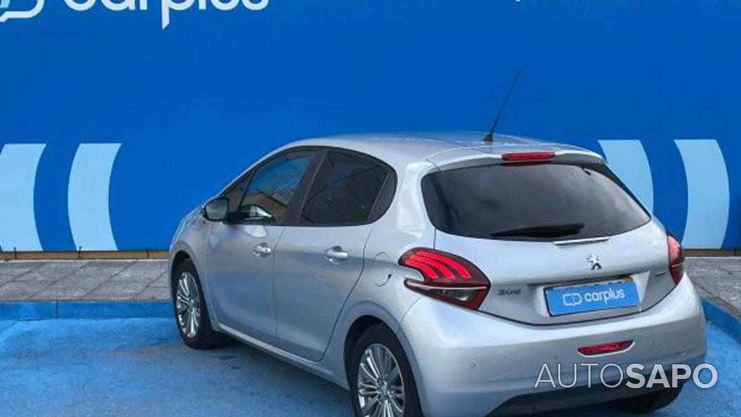 Peugeot 208 1.2 PureTech Style de 2016