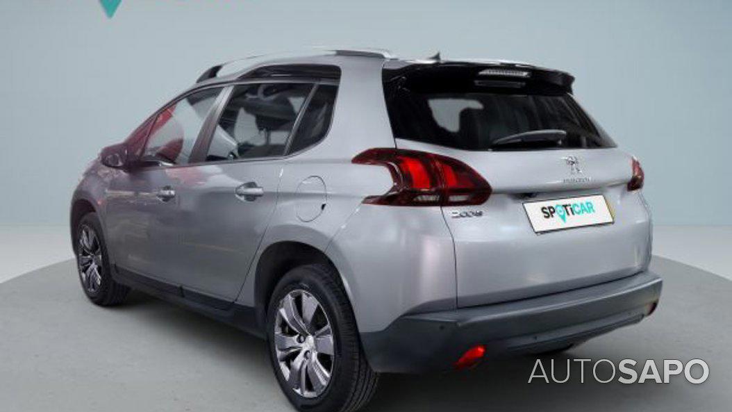 Peugeot 2008 1.2 PureTech Style de 2018