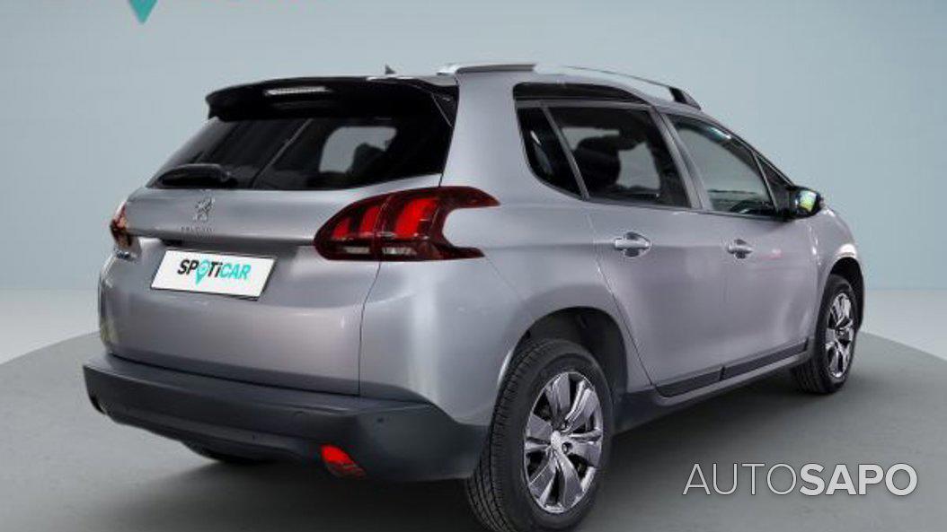 Peugeot 2008 1.2 PureTech Style de 2018