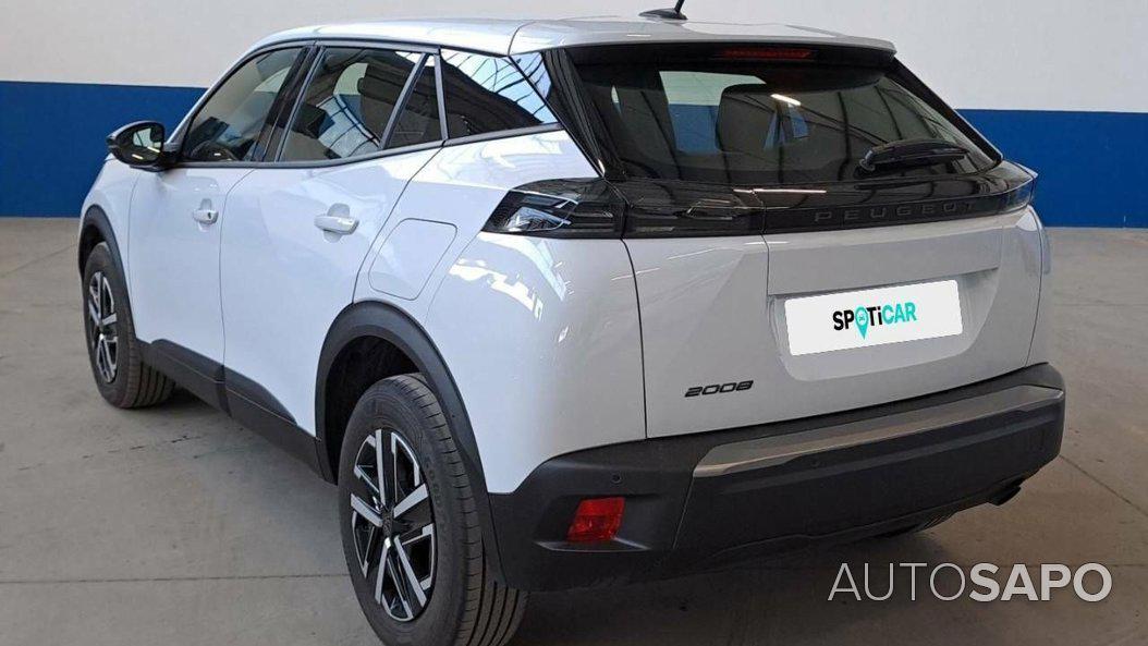 Peugeot 2008 1.2 PureTech Active de 2024