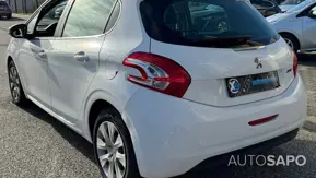 Peugeot 208 de 2015