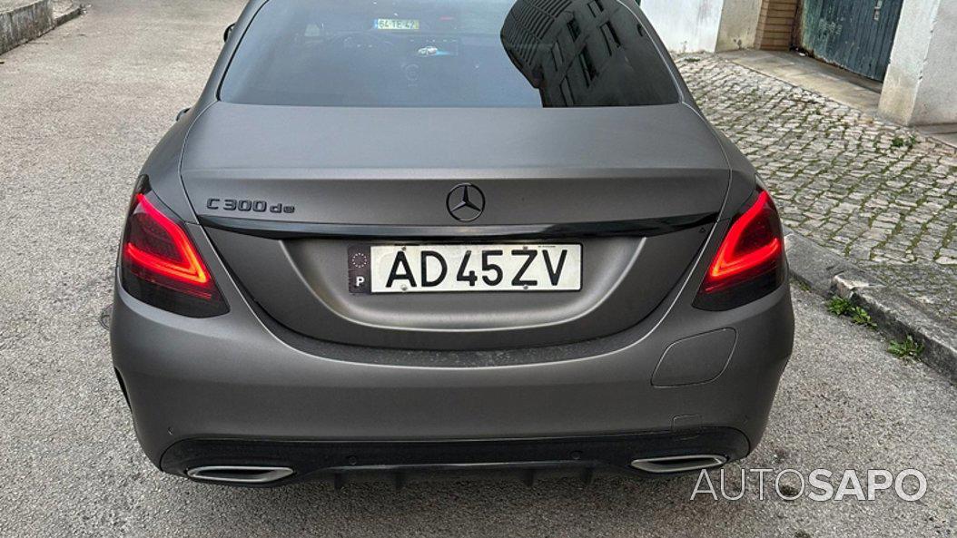 Mercedes-Benz Classe C 300 de AMG Line de 2020