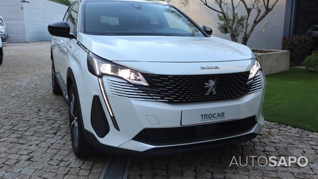 Peugeot 3008 1.6 Hybrid4 GT Pack e-EAT8 de 2021