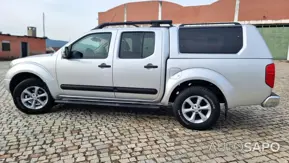 Nissan Navara 2.5 dCi CD Platinium Marfim de 2010