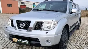 Nissan Navara 2.5 dCi CD Platinium Marfim de 2010