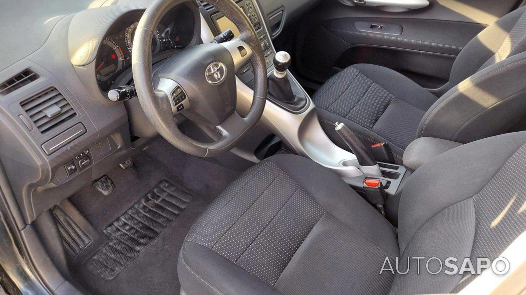 Toyota Auris 1.4 D-4D Comfort+Navi de 2013