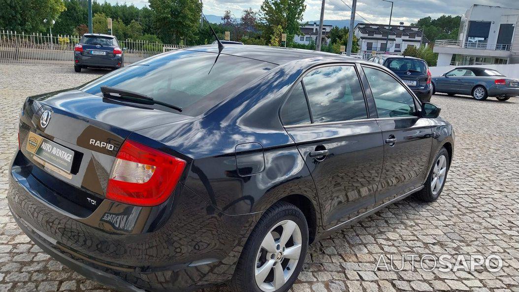 Skoda Rapid 1.6 TDi Active de 2013