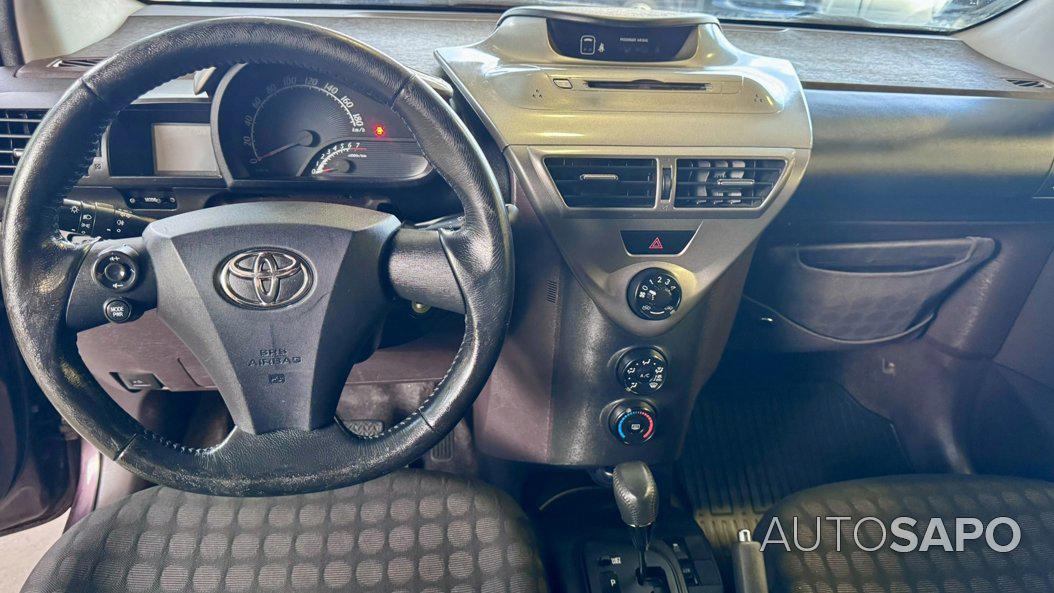 Toyota iQ 1.0 VVT-i 2 MultiDrive de 2009