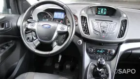 Ford Kuga de 2016