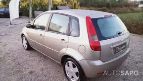 Ford Fiesta 1.4 Trend de 2002