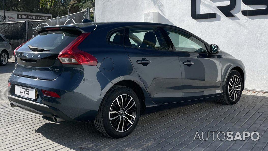 Volvo V40 2.0 D3 Momentum de 2019