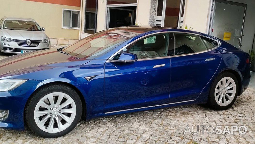 Tesla Model S 75D de 2018