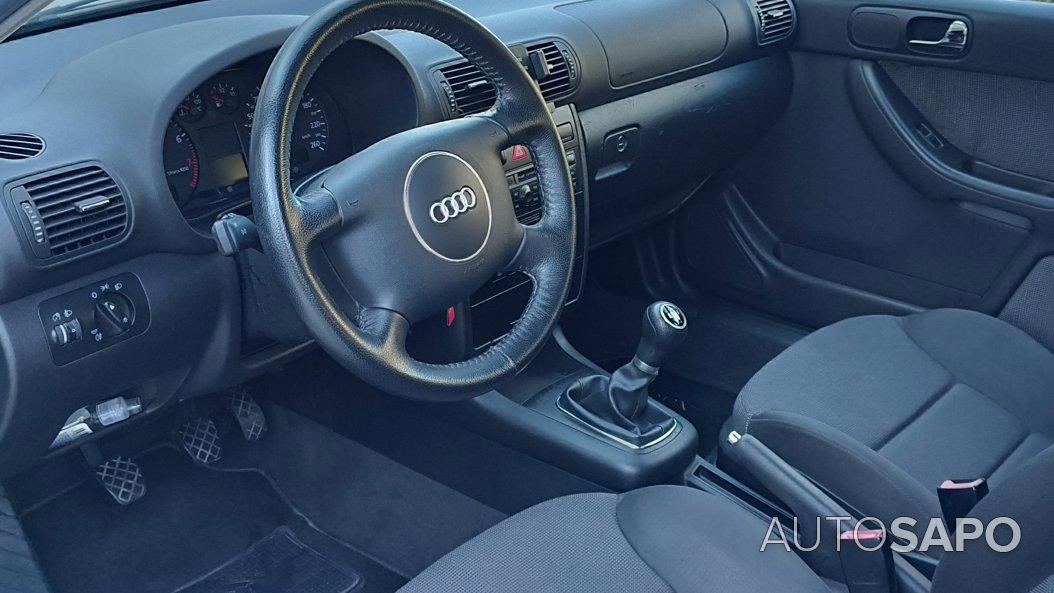 Audi A3 1.6 Attraction de 2001