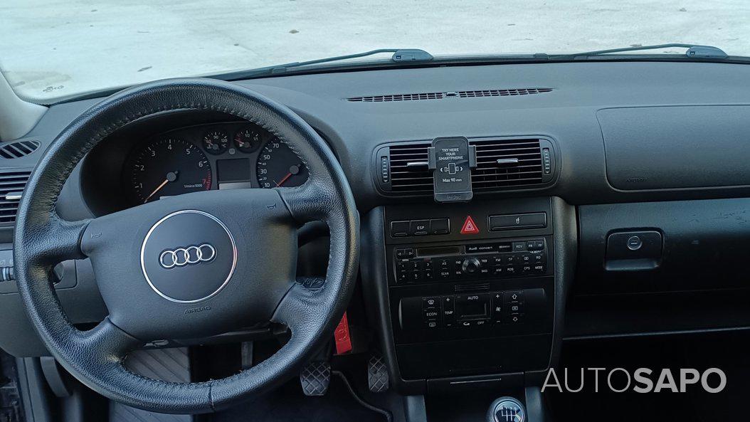 Audi A3 1.6 Attraction de 2001