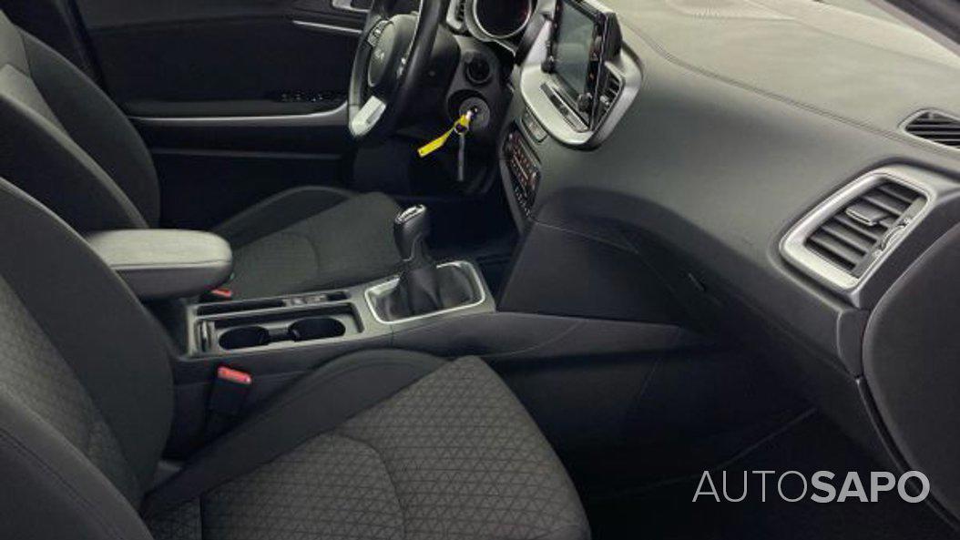 Kia Ceed 1.0 T-GDi Urban de 2022