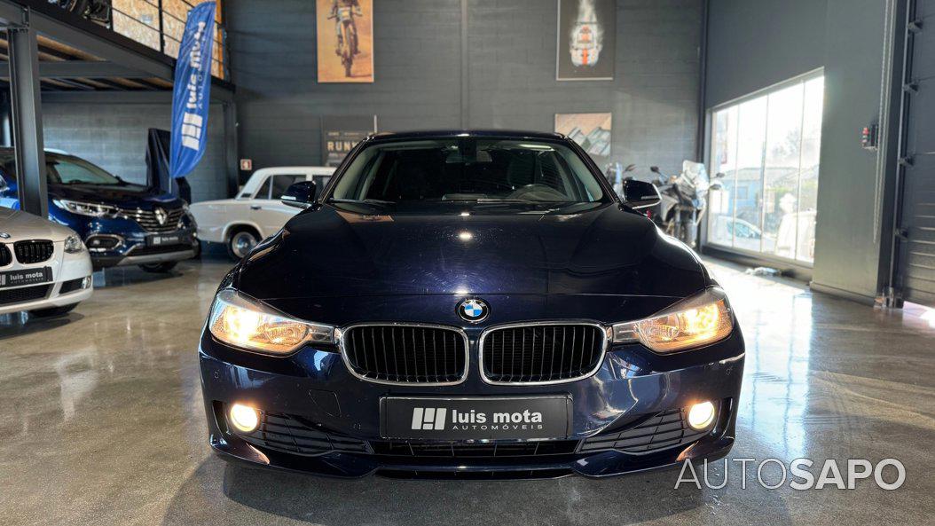 BMW Série 3 318 d Line Modern de 2013