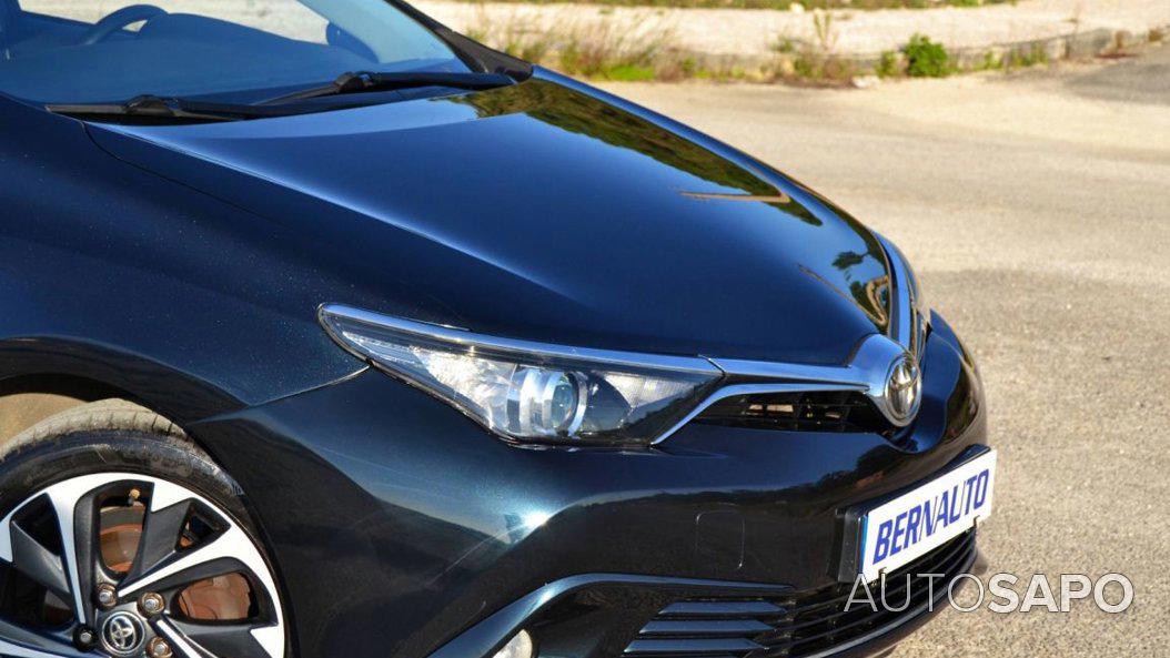 Toyota Auris 1.2T Comfort+P.Sport de 2016