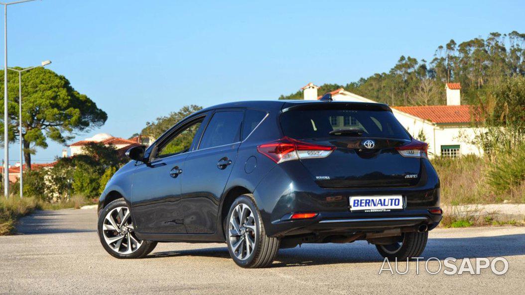 Toyota Auris 1.2T Comfort+P.Sport de 2016