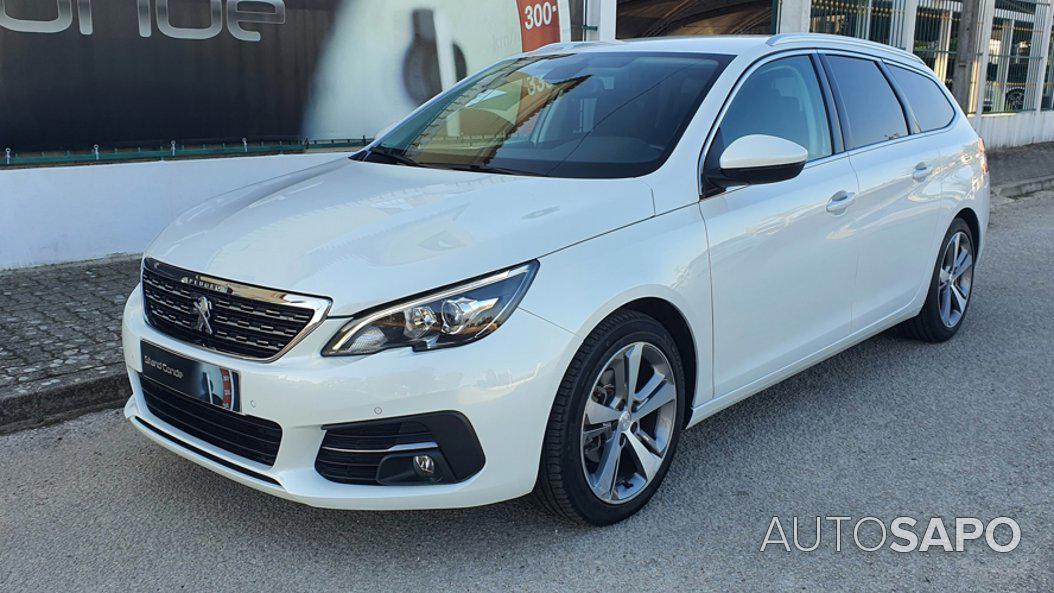 Peugeot 308 1.2 PureTech Allure EAT8 de 2020