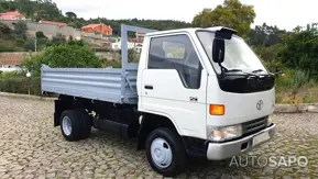 Toyota Dyna 3.0 D 150 LY212LG R.Duplo de 2000