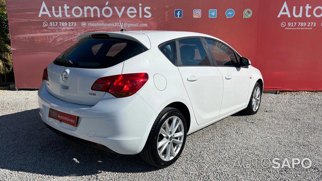 Opel Astra de 2010