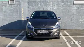 Peugeot 208 1.2 PureTech Life Signature de 2019