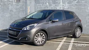 Peugeot 208 1.2 PureTech Life Signature de 2019