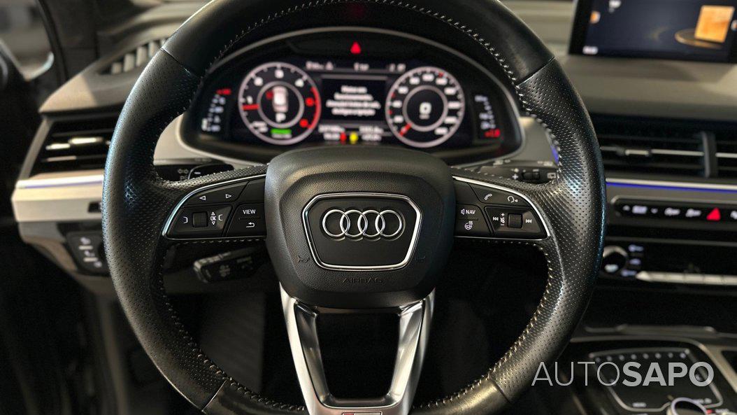 Audi Q7 3.0 TDi quattro S-line Tiptronic 7L de 2015