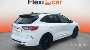 Ford Kuga 1.5 EcoBoost ST-Line X de 2023