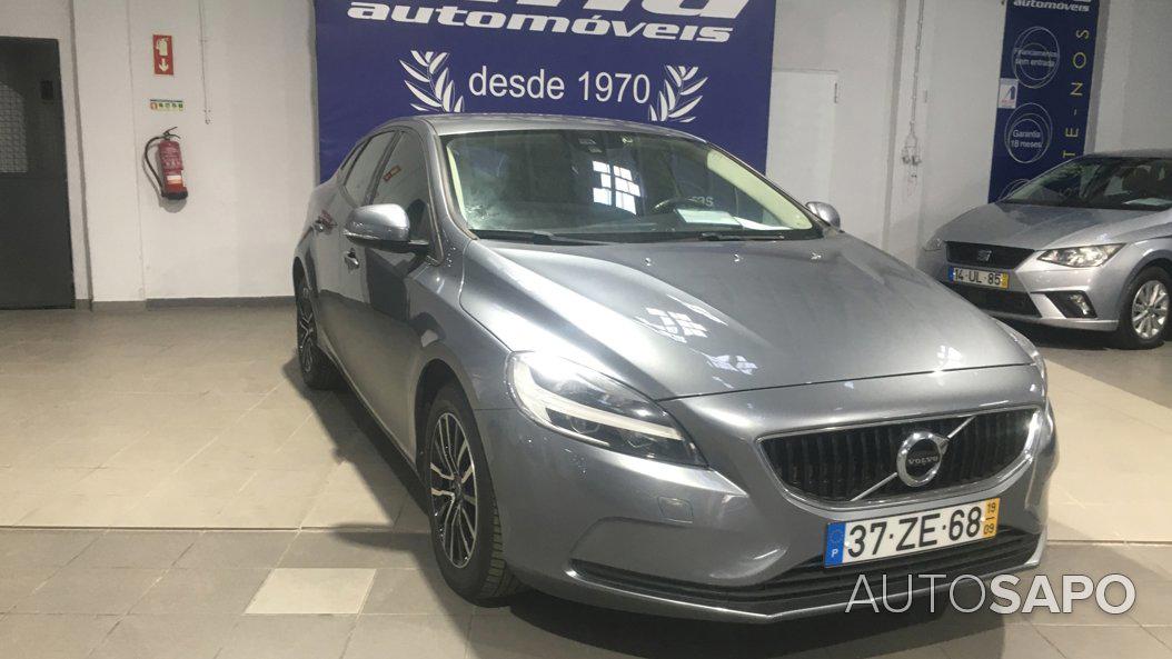 Volvo V40 2.0 D3 Momentum de 2019