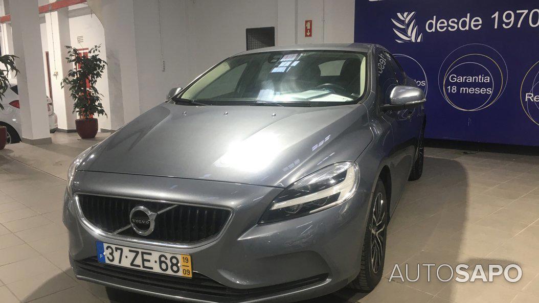 Volvo V40 2.0 D3 Momentum de 2019