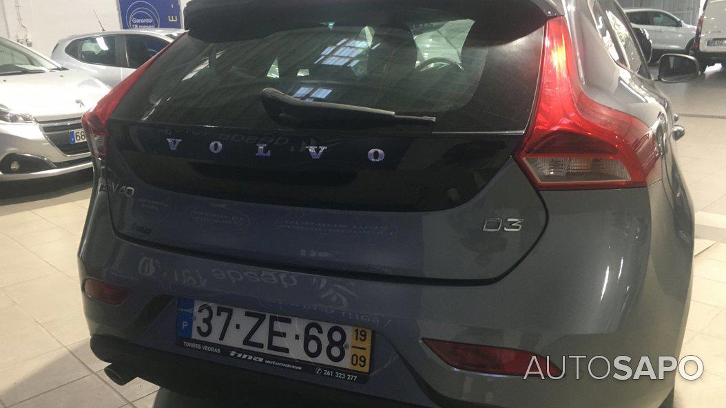 Volvo V40 2.0 D3 Momentum de 2019