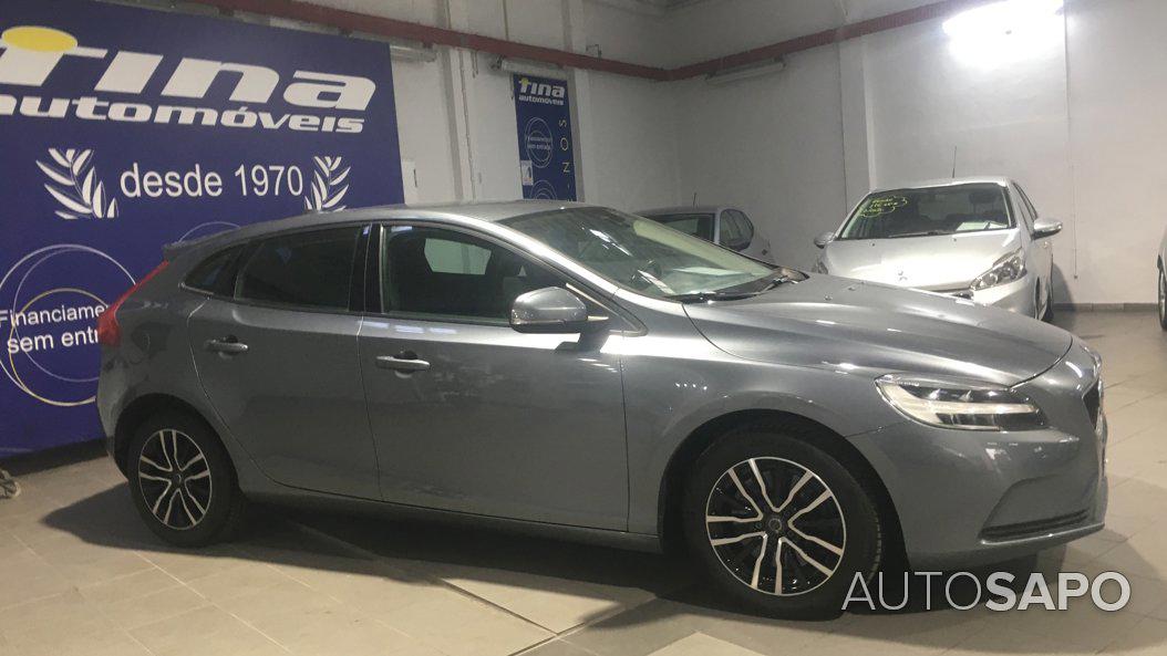 Volvo V40 2.0 D3 Momentum de 2019