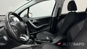 Peugeot 2008 1.2 PureTech Active de 2018