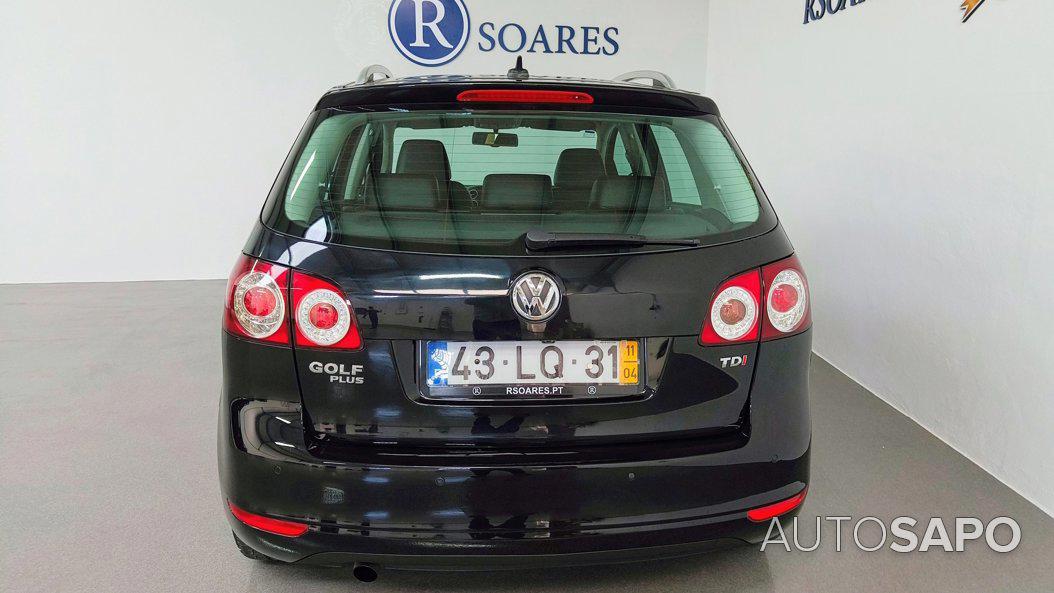 Volkswagen Golf Plus 1.6 TDi Highline DSG de 2011