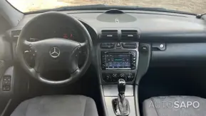 Mercedes-Benz Classe C 220 CDi Avantgarde Aut. de 2004