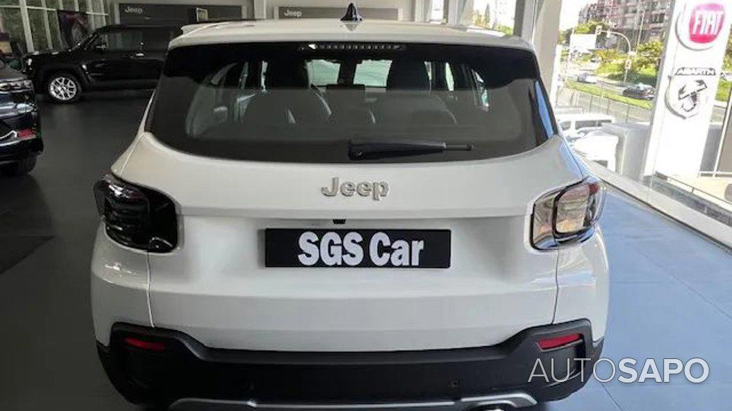 Jeep Avenger 1.2 GSE T3 Altitude de 2024