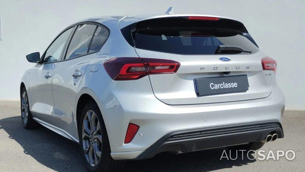 Ford Focus 1.0 EcoBoost MHEV ST-Line de 2022