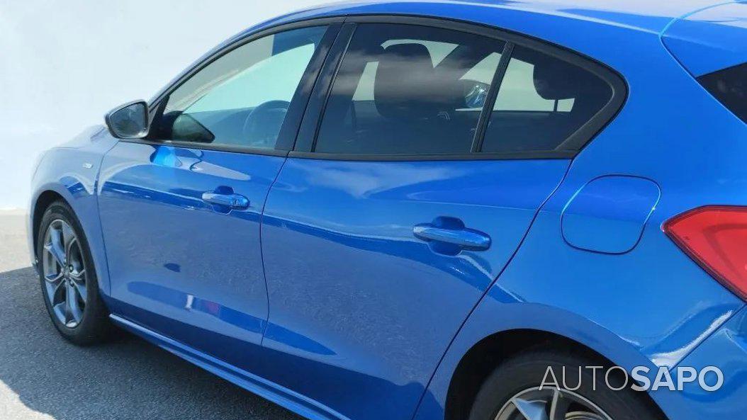 Ford Focus 1.0 EcoBoost MHEV ST-Line de 2020