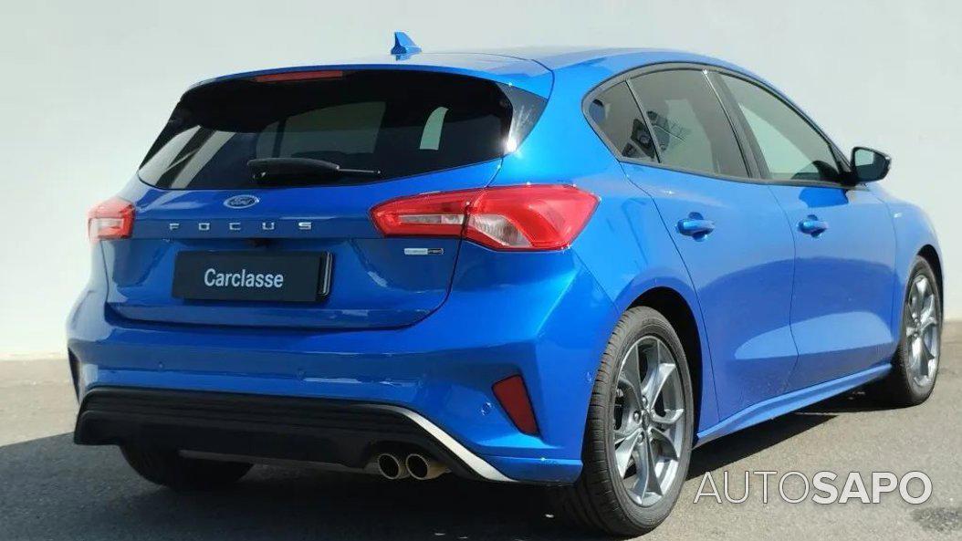 Ford Focus 1.0 EcoBoost MHEV ST-Line de 2020