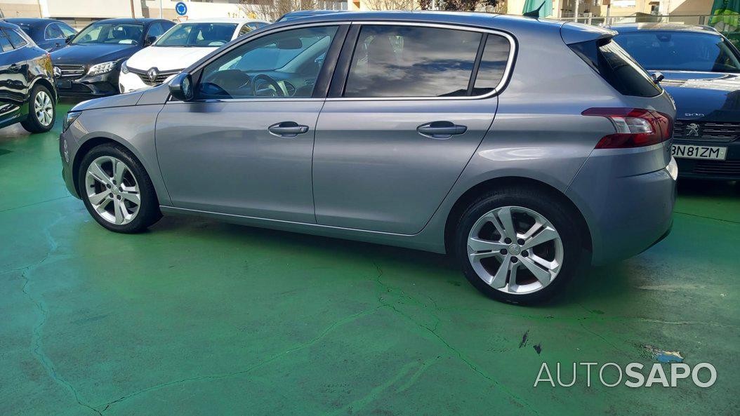 Peugeot 308 de 2015