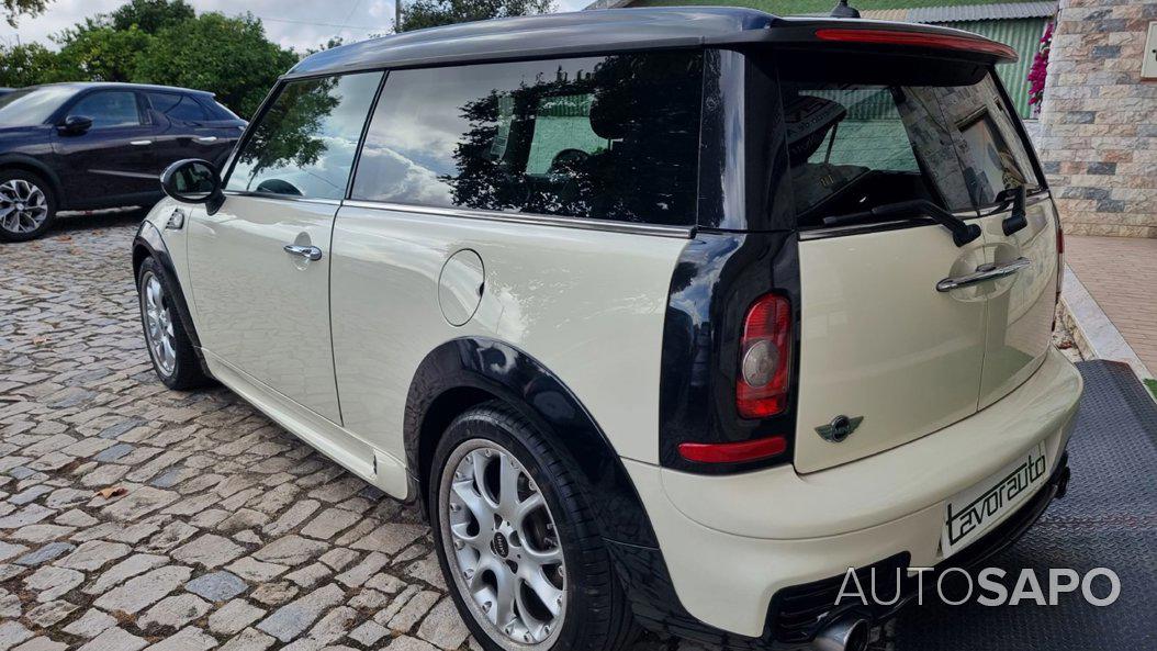 MINI Clubman John Cooper Works de 2010