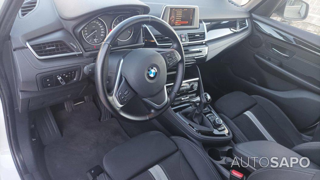 BMW Série 2 Active Tourer 216 d Line Sport de 2015