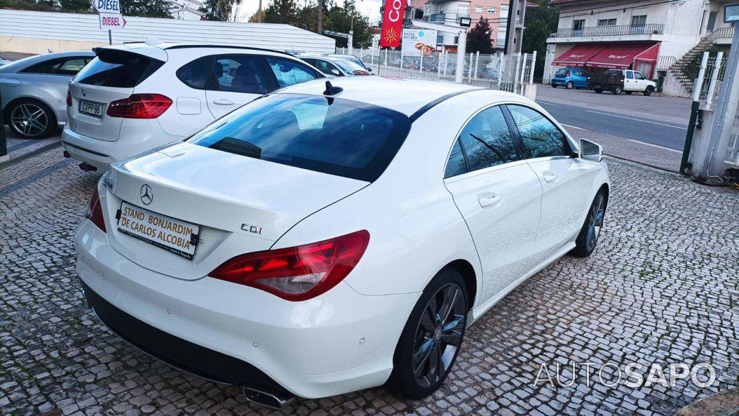 Mercedes-Benz Classe CLA 180 CDi AMG Line de 2015