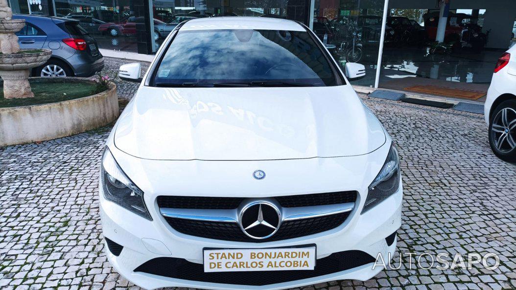 Mercedes-Benz Classe CLA 180 CDi AMG Line de 2015