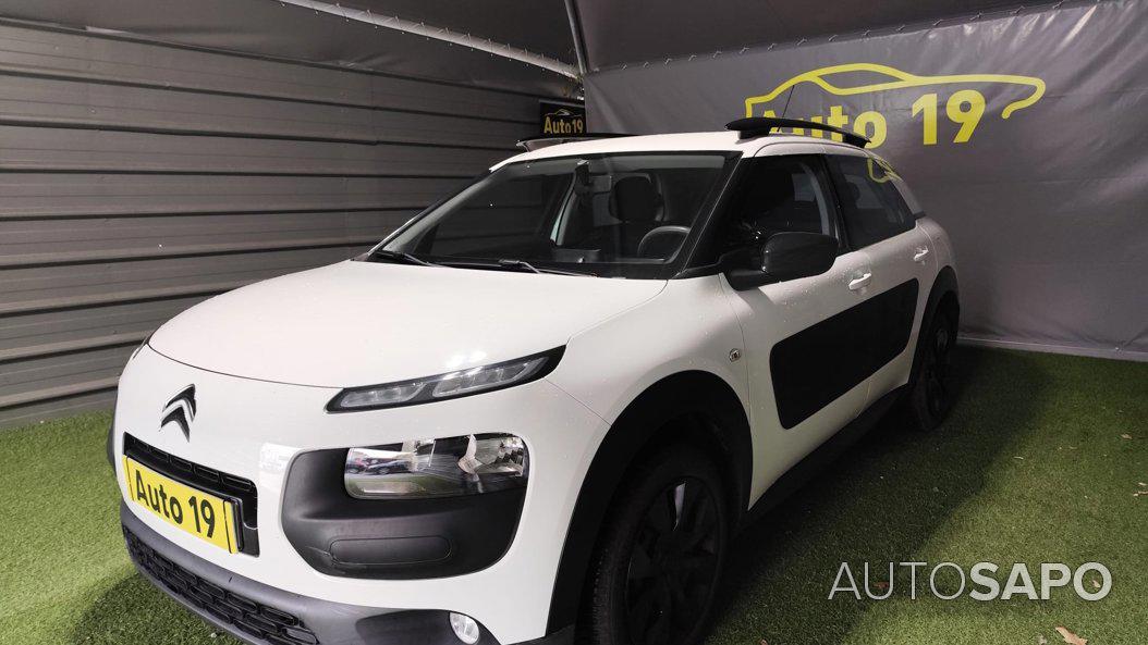 Citroen C4 Cactus 1.2 PureTech Live de 2015